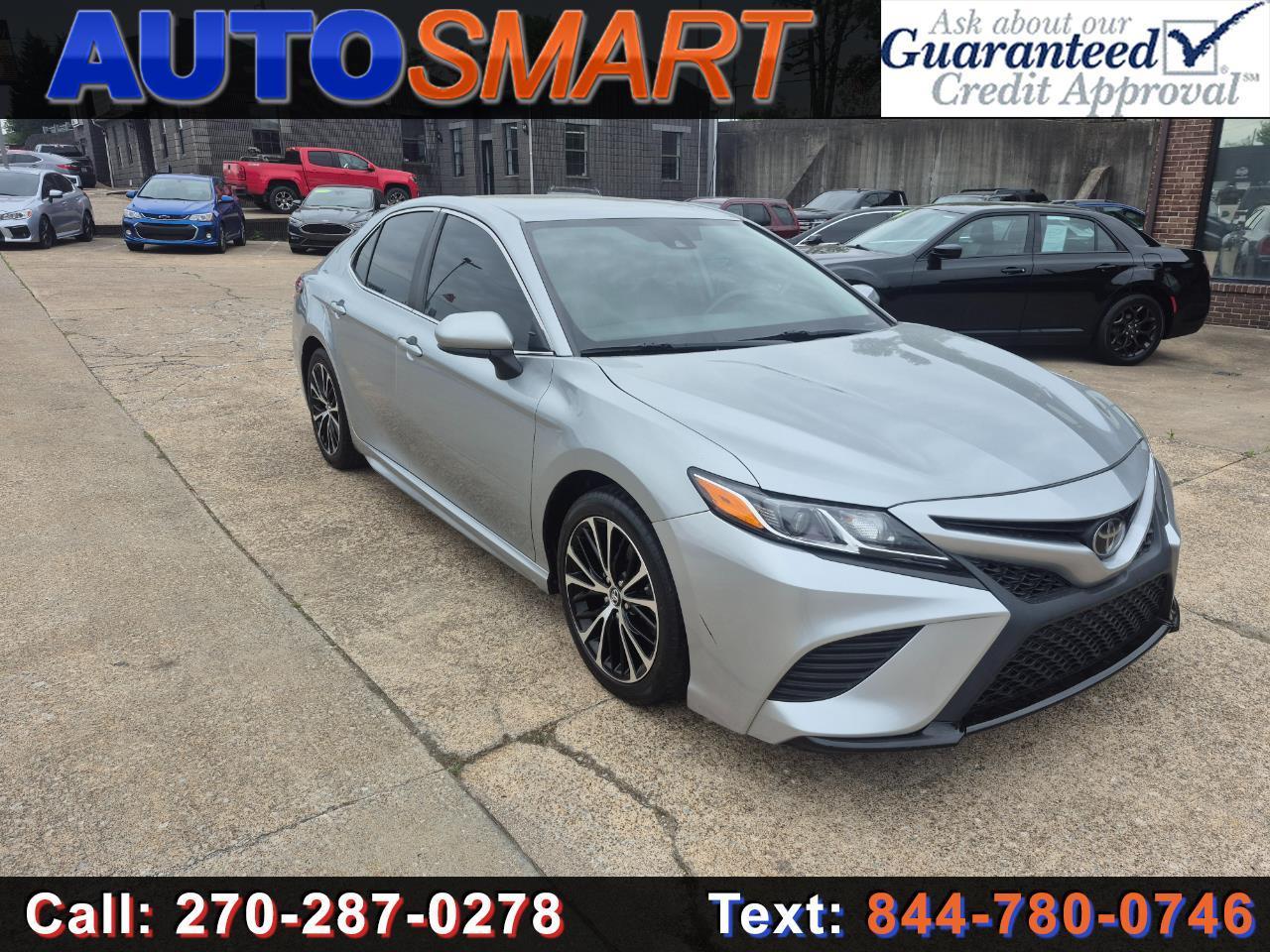 2020 Toyota Camry SE Auto (Natl)