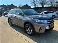 2018 Toyota Highlander 