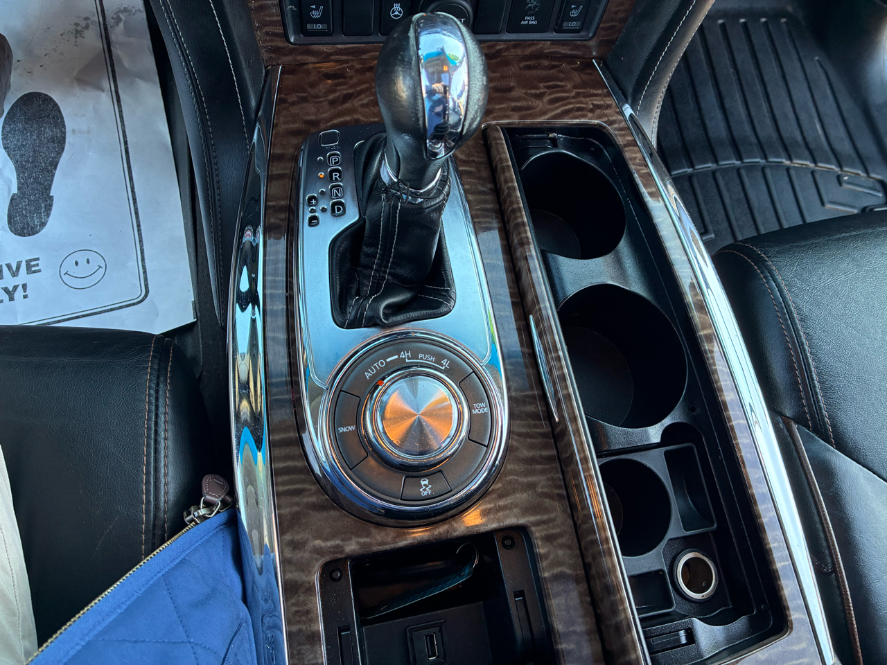 Nissan Armada 4x4 SL 2017