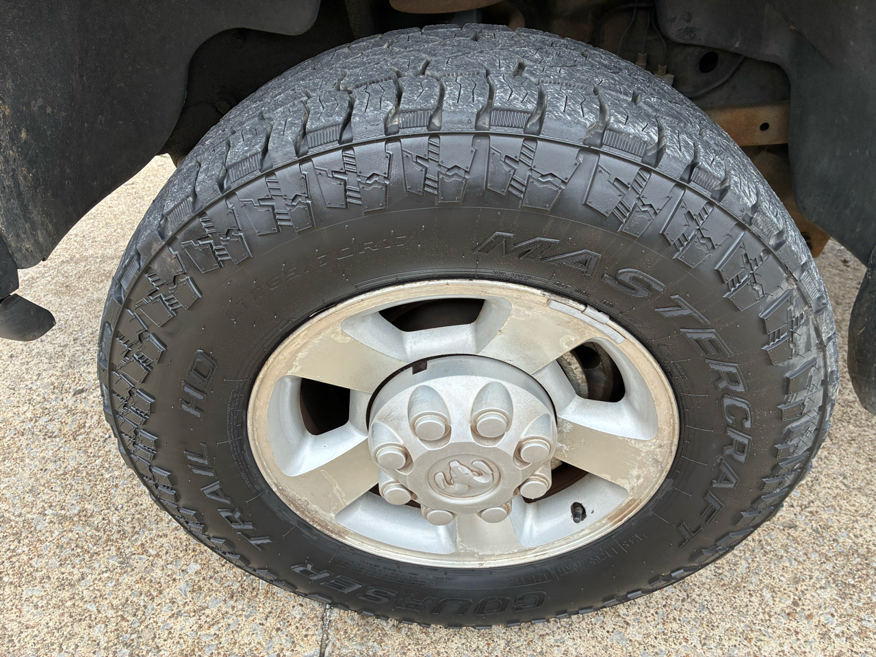 Dodge Ram 2500 4dr Quad Cab 140.5" WB 4WD SLT 2003