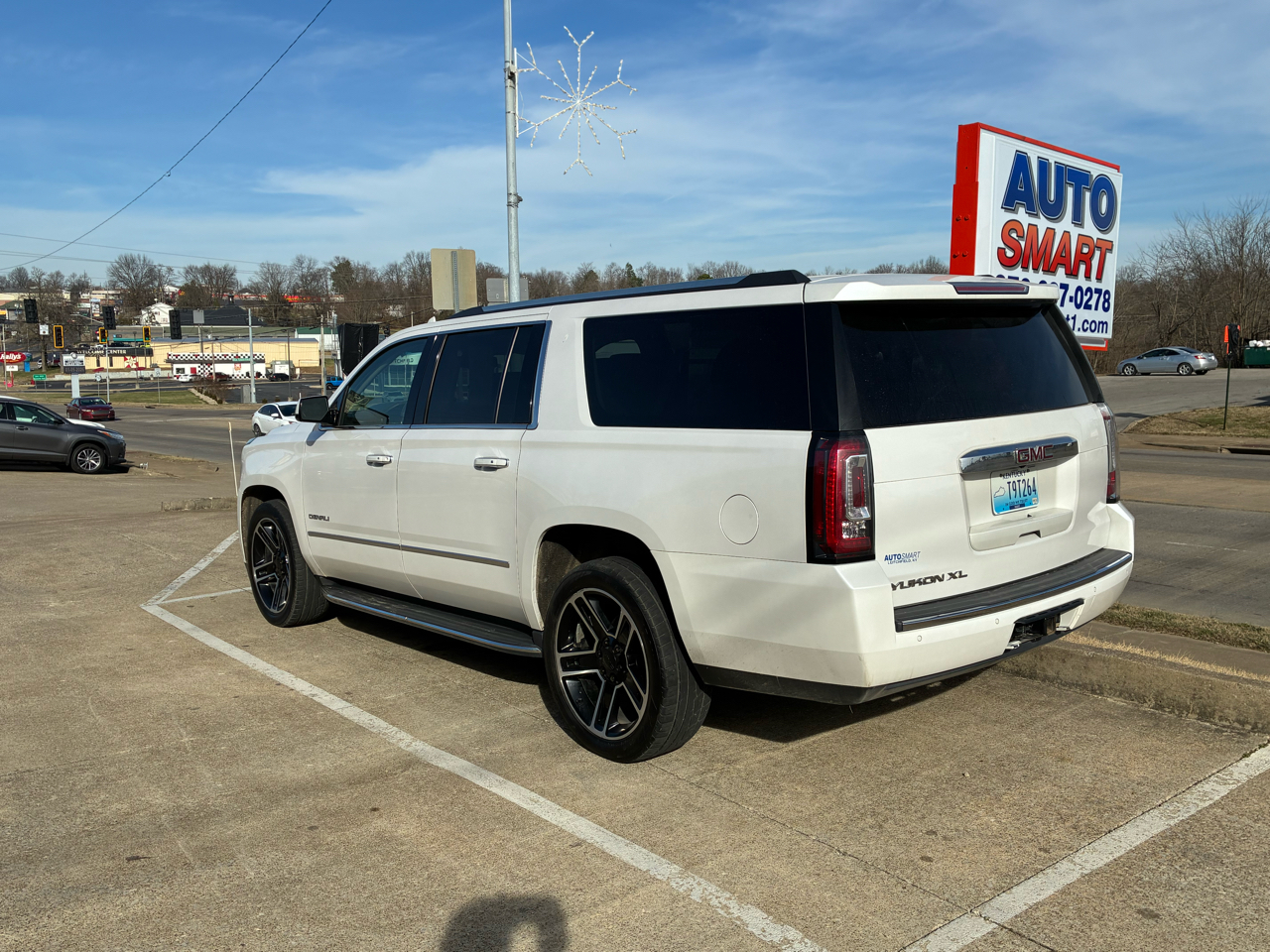 GMC Yukon XL 4WD 4dr Denali 2019