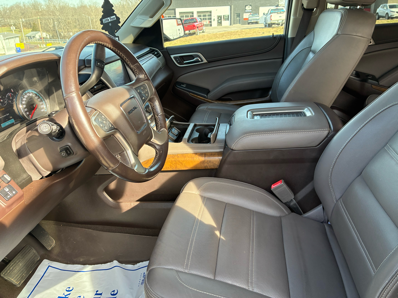 GMC Yukon XL 4WD 4dr Denali 2019
