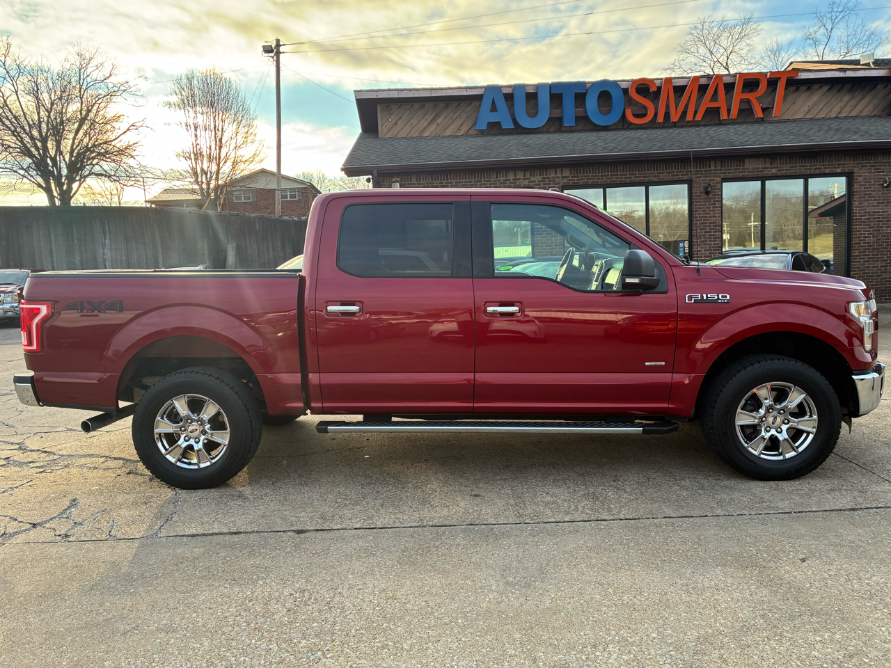 Ford F-150 4WD SuperCrew 145" XLT 2016