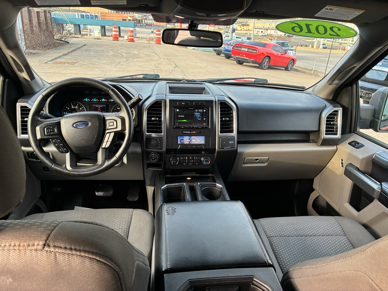 Ford F-150 4WD SuperCrew 145" XLT 2016