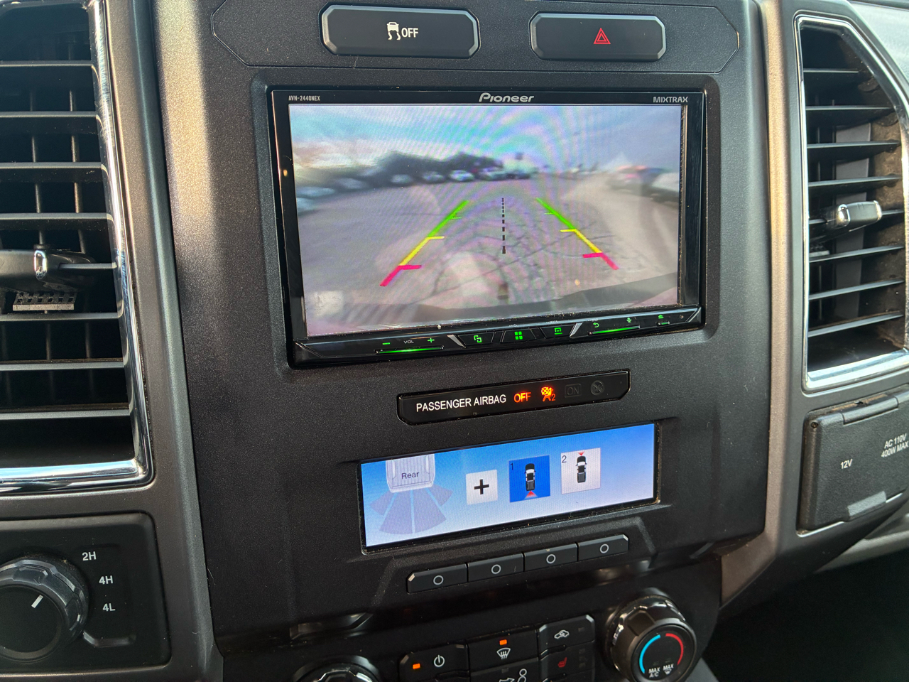 Ford F-150 4WD SuperCrew 145" XLT 2016