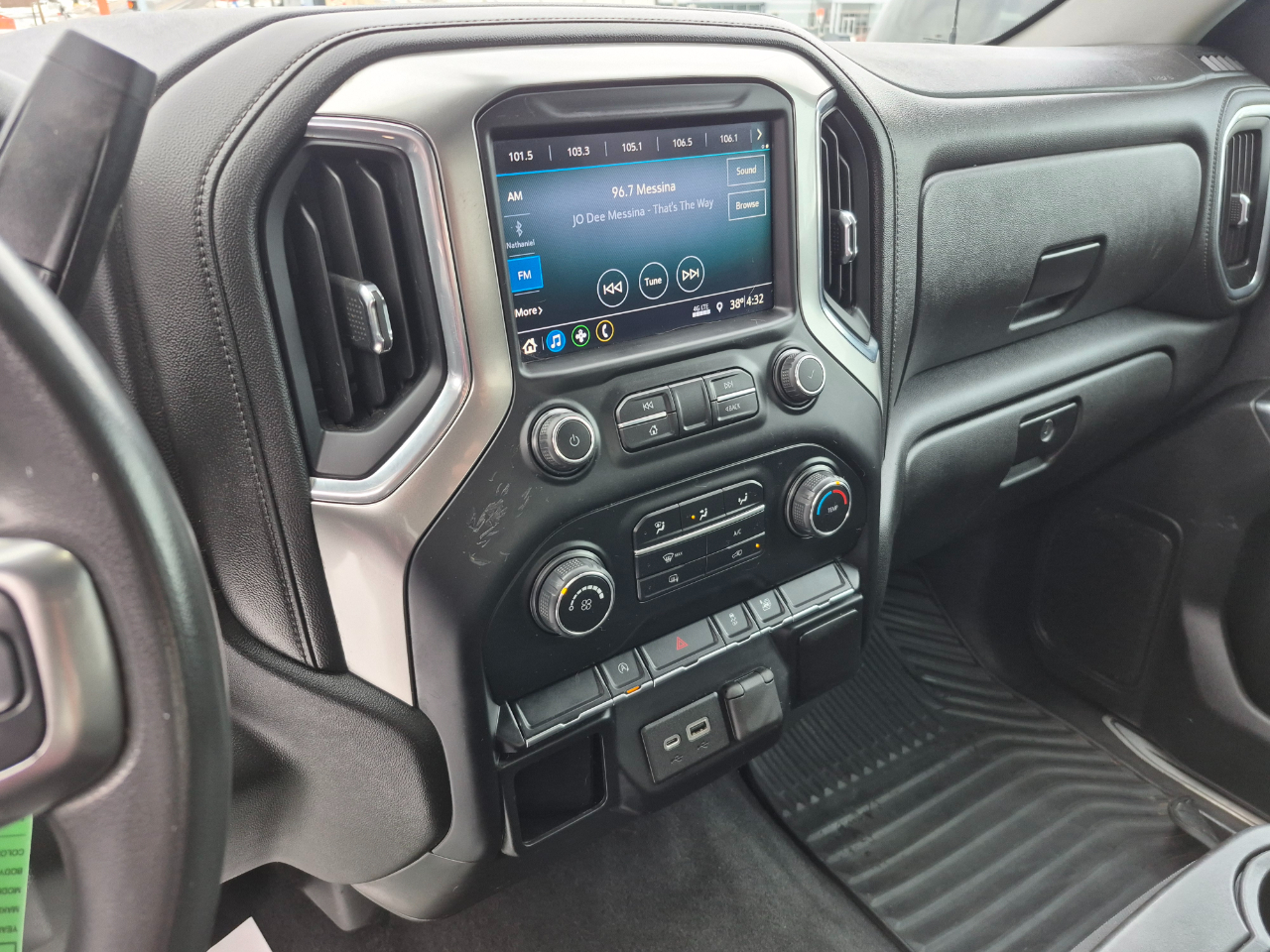 Chevrolet Silverado 1500 4WD Double Cab 147" LT 2019
