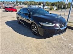 2019 Nissan Maxima 