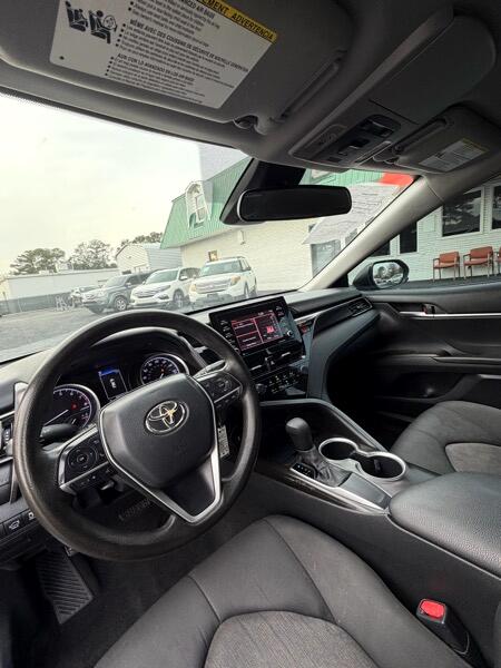 Toyota Camry  2021