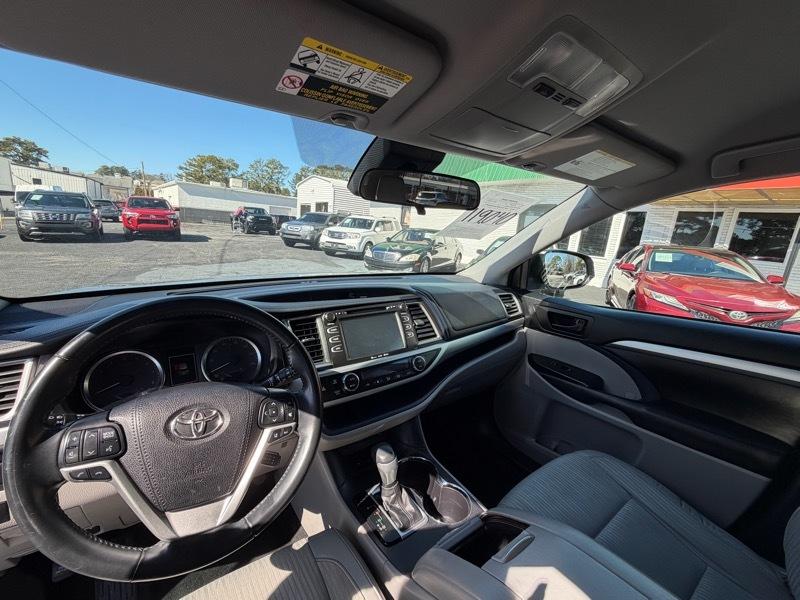 Toyota Highlander  2017