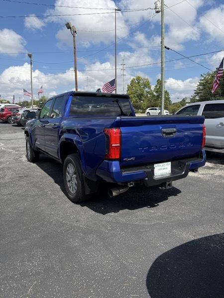Toyota Tacoma  2024