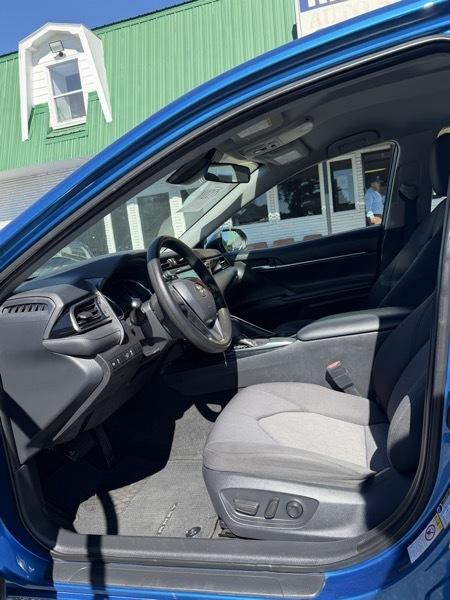 Toyota Camry  2019