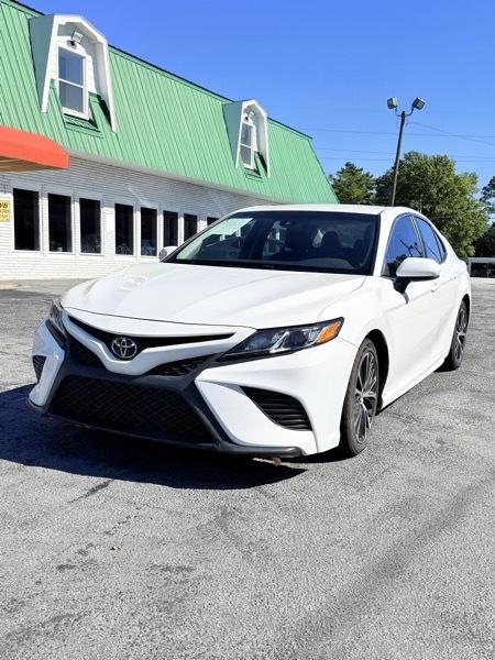 Toyota Camry  2018