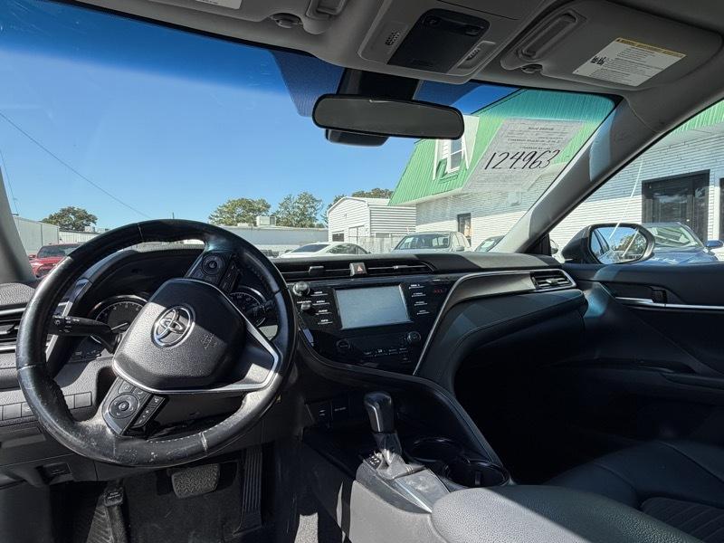 Toyota Camry  2018