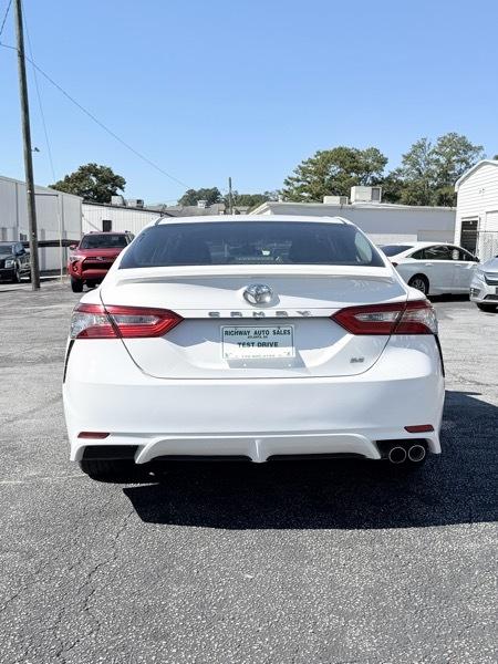 Toyota Camry  2018