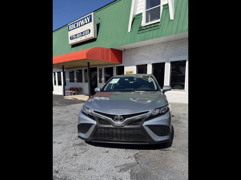 Toyota Camry  2023
