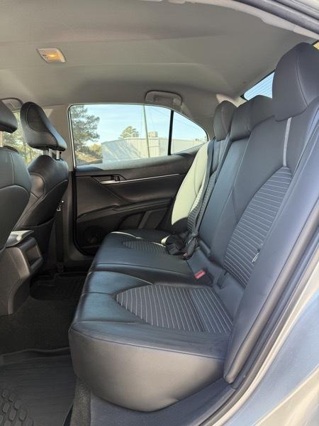 Toyota Camry  2023