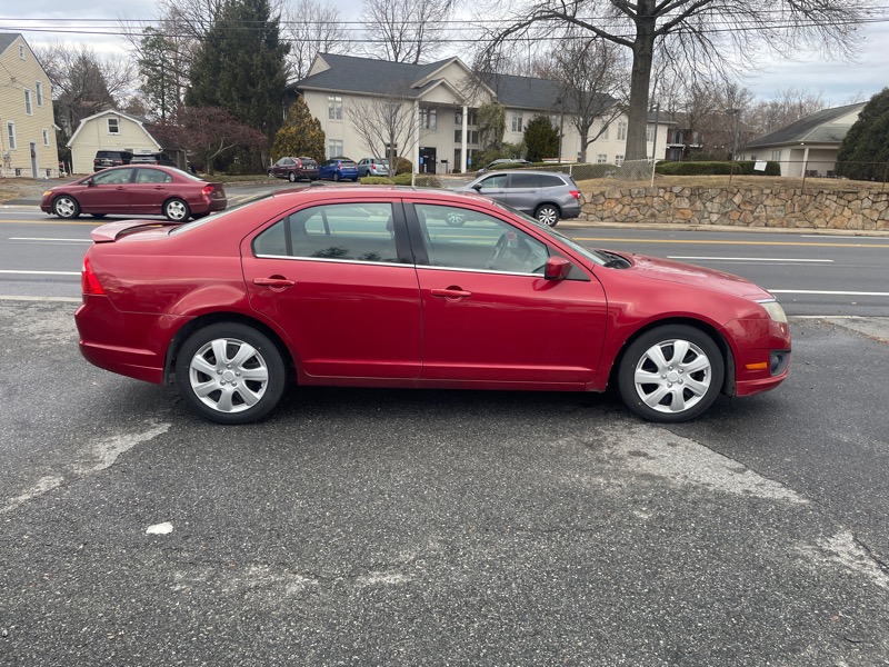Ford Fusion SE 2010
