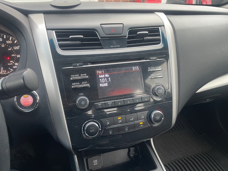 Nissan Altima 2.5 SV 2015