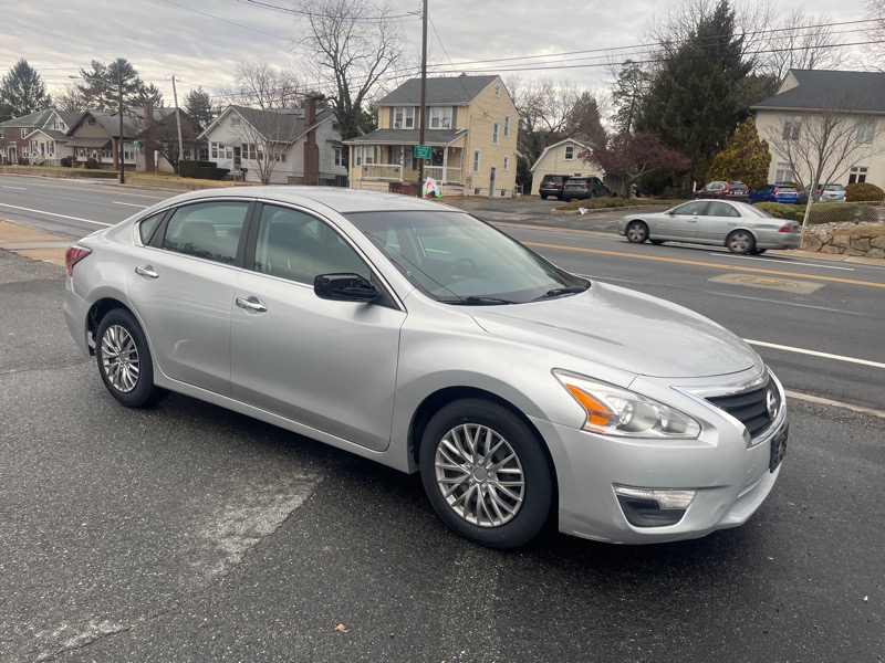 Nissan Altima 2.5 SV 2015