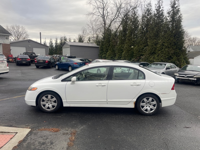 Honda Civic LX sedan 2008