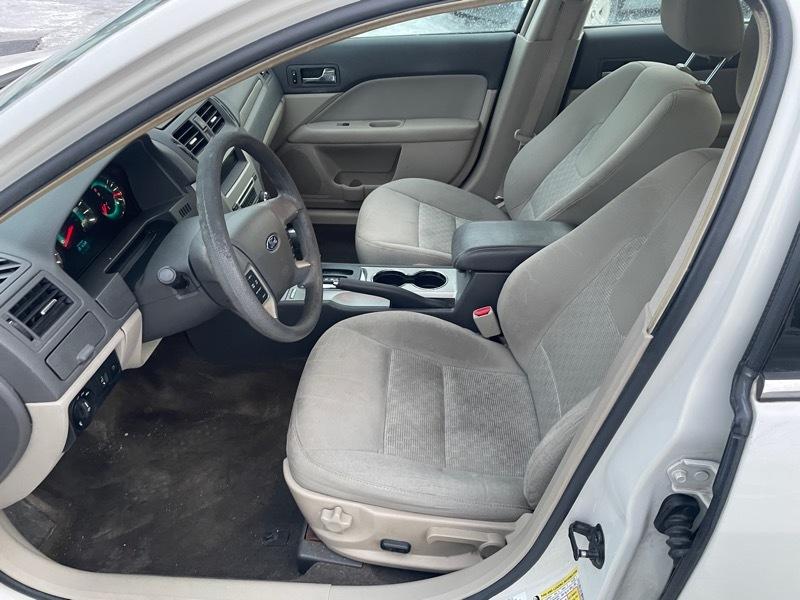 Ford Fusion SE 2010