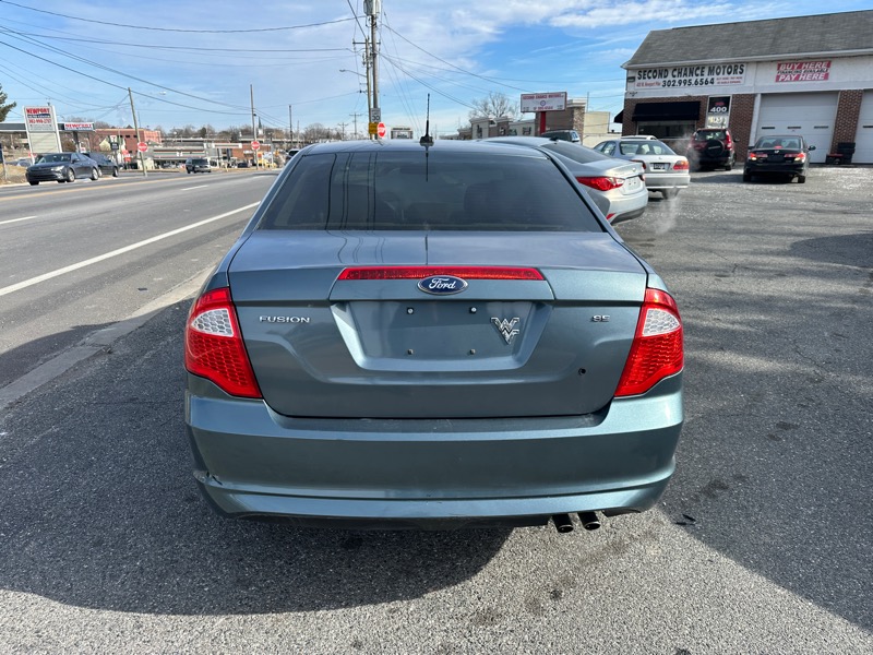 Ford Fusion SE 2012