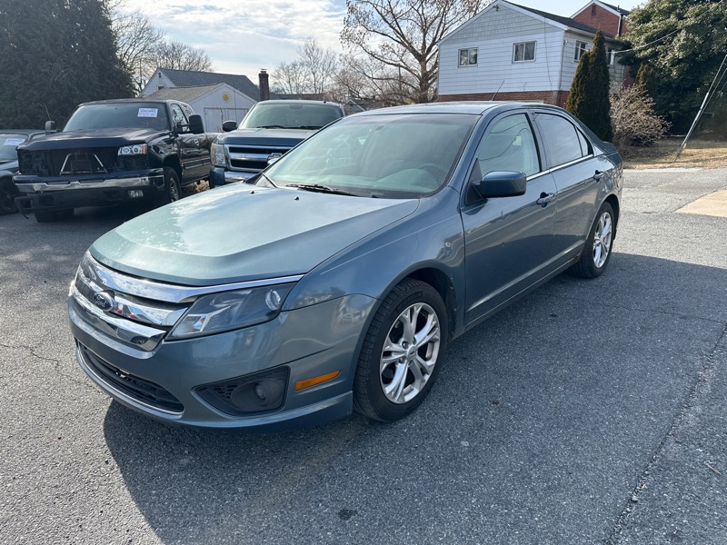 Ford Fusion SE 2012