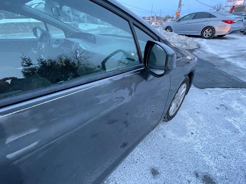 Honda Civic EX Coupe 5-Speed AT 2012