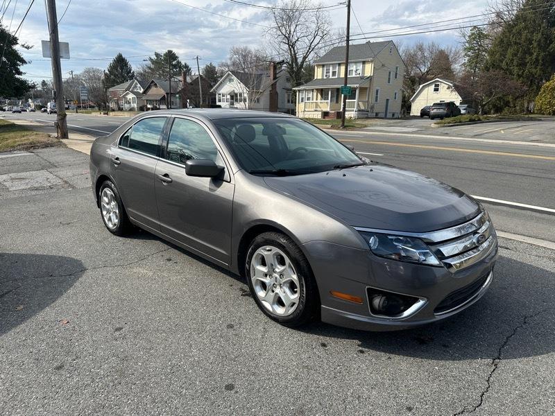 Ford Fusion I4 SE 2011