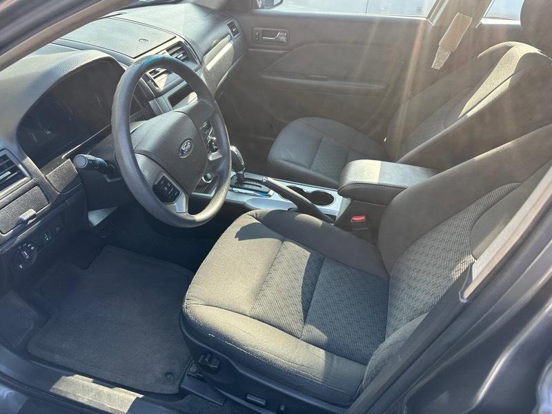 Ford Fusion I4 SE 2011