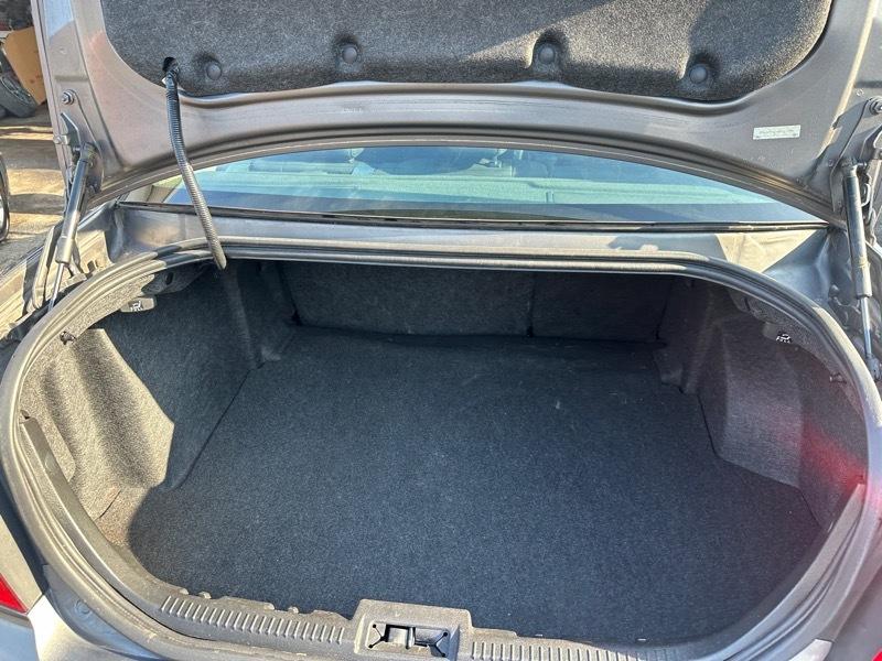 Ford Fusion I4 SE 2011