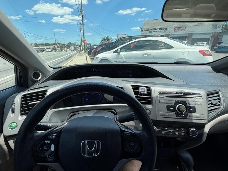 Honda Civic LX Coupe 5-Speed AT 2012