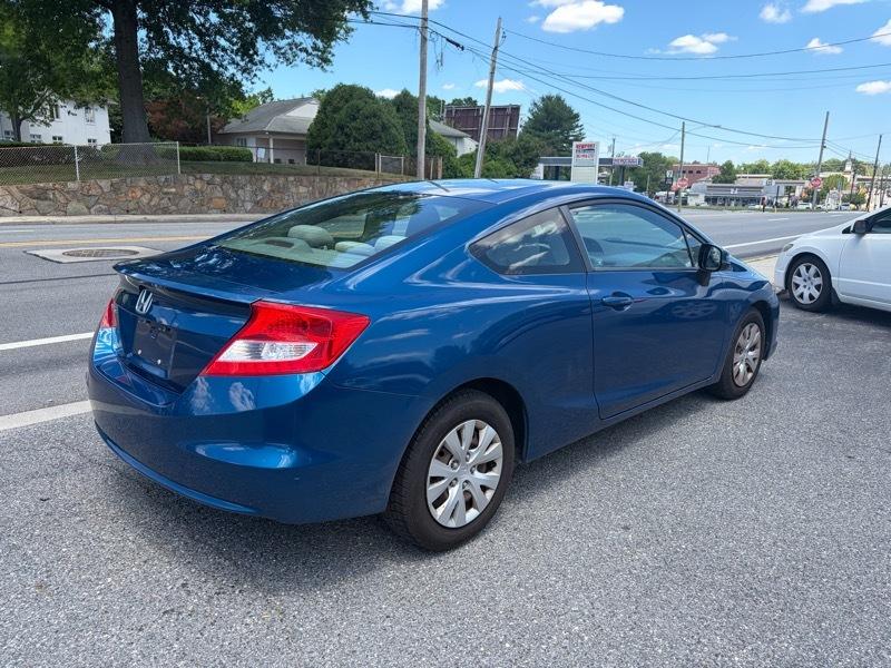Honda Civic LX Coupe 5-Speed AT 2012