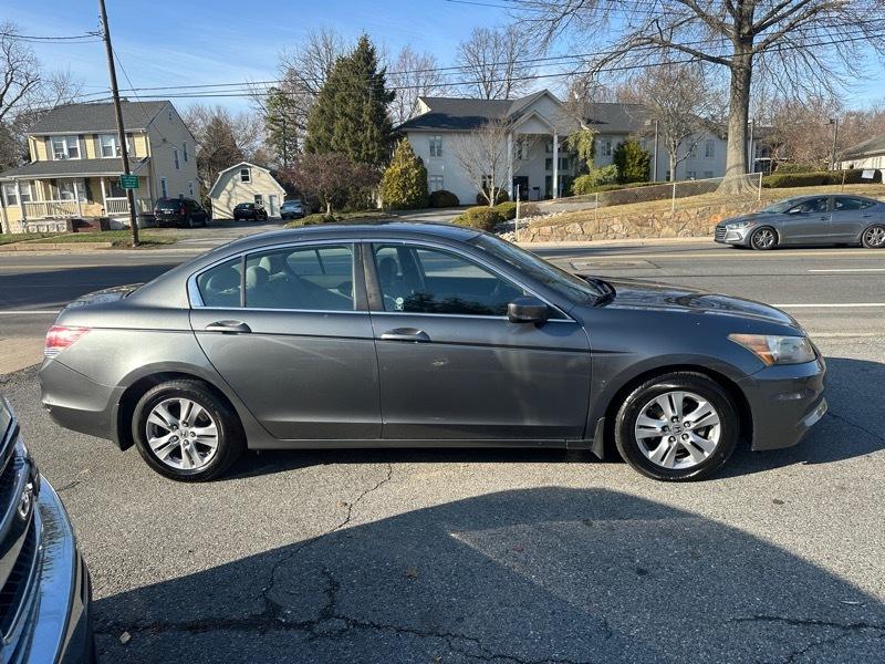 Honda Accord LX-P Sedan AT 2012