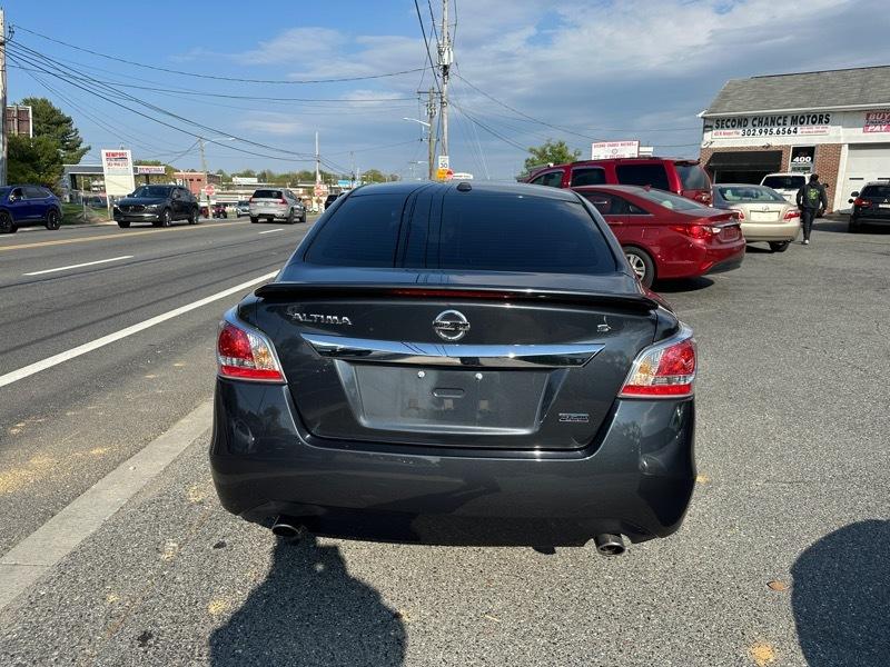 Nissan Altima 2.5 SV 2015