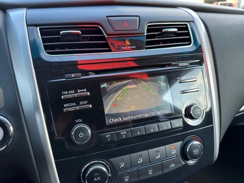 Nissan Altima 2.5 SV 2015