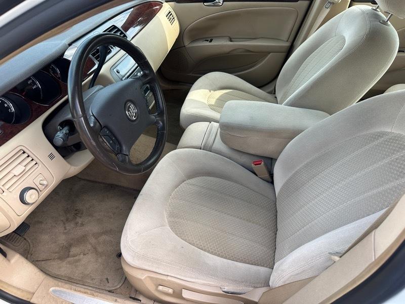Buick Lucerne CX 2011