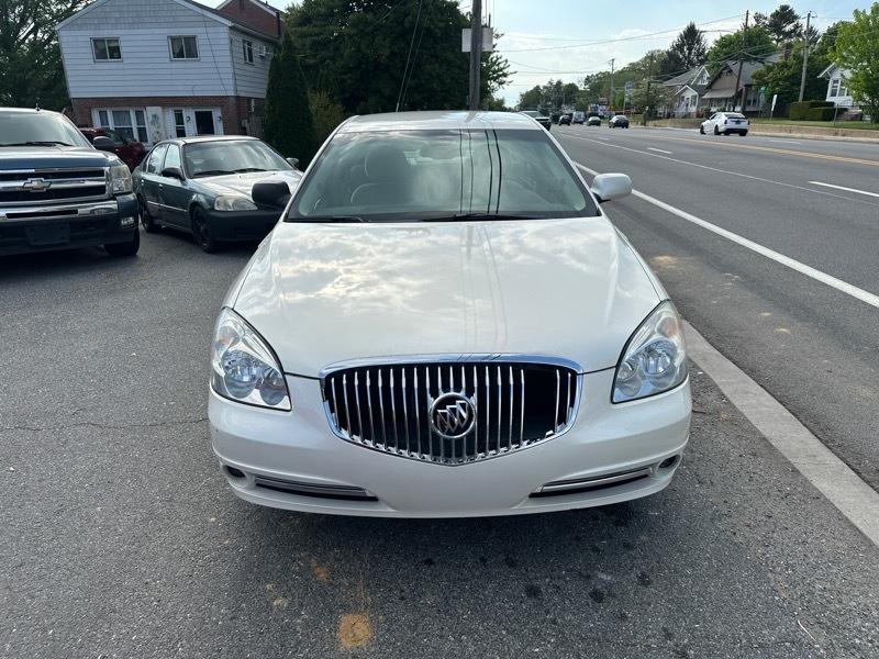Buick Lucerne CX 2011