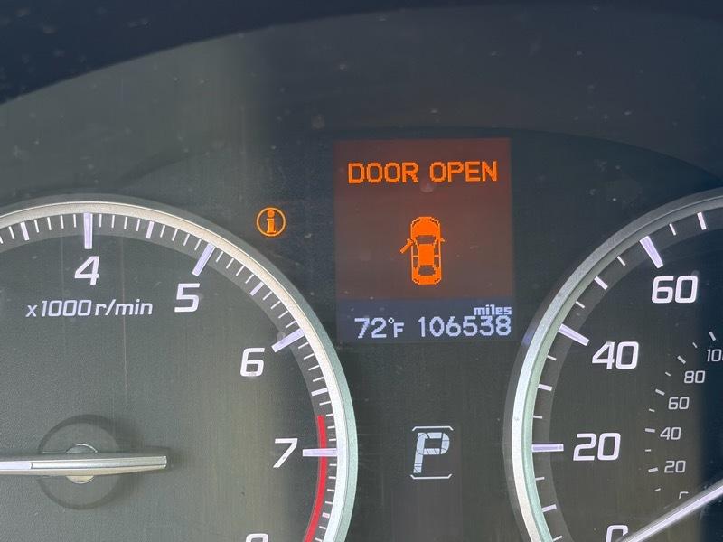 Acura ILX 5-Spd AT w/ Technology Package 2014