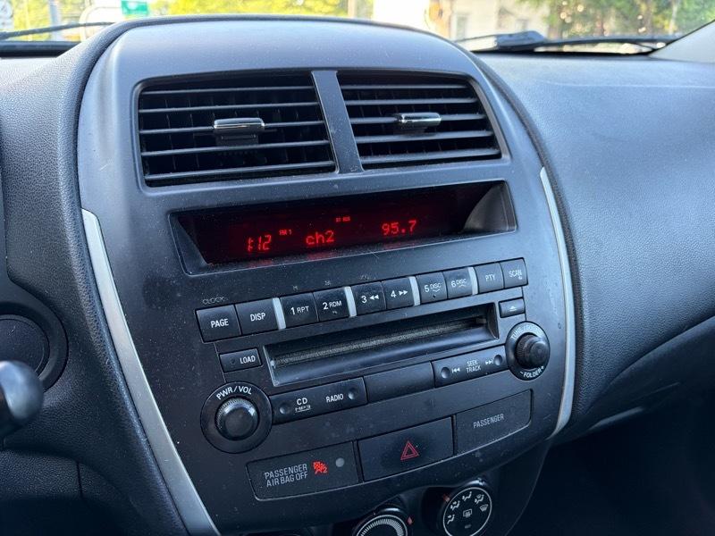 Mitsubishi Outlander Sport ES 2WD 2013