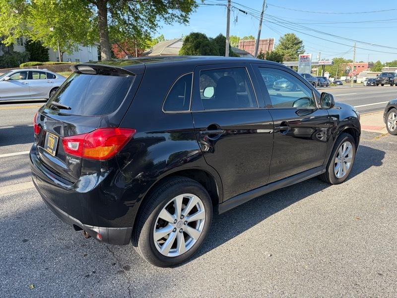 Mitsubishi Outlander Sport ES 2WD 2013