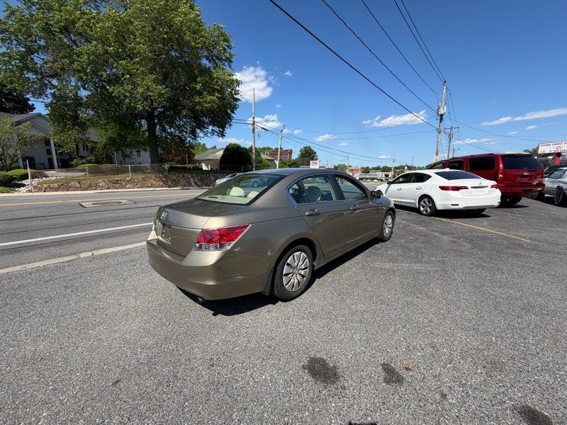 Honda Accord LX sedan AT 2009