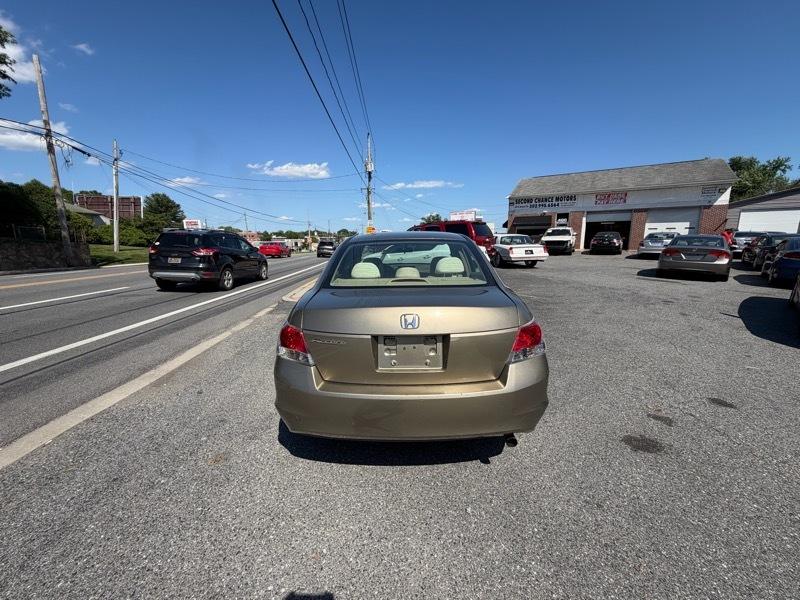 Honda Accord LX sedan AT 2009