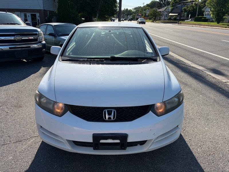 Honda Civic LX Coupe 5-Speed AT 2011