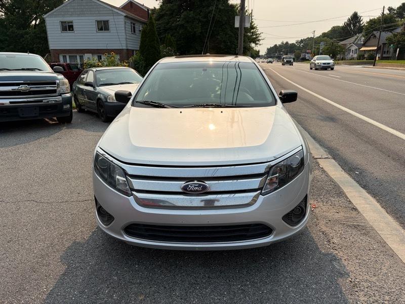 Ford Fusion SE 2012