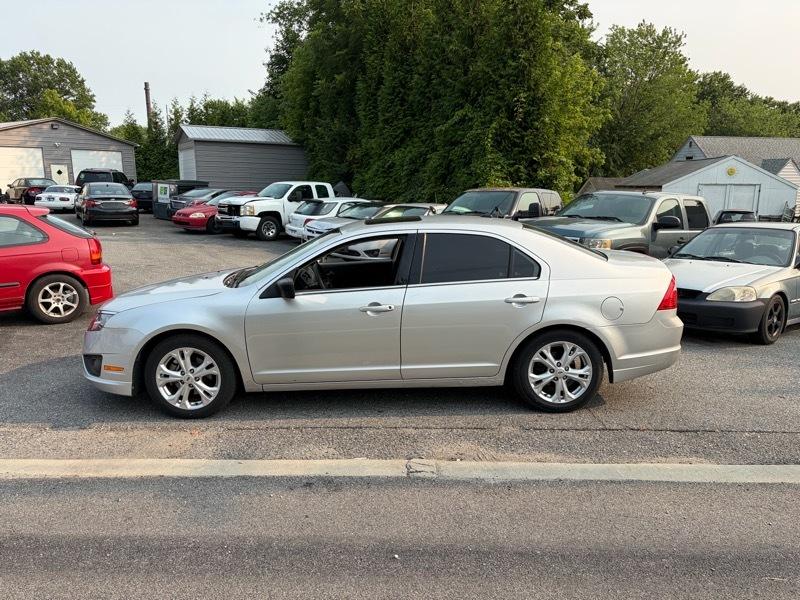 Ford Fusion SE 2012