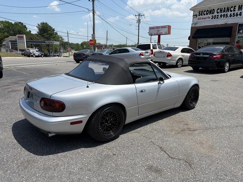 Mazda MX-5 Miata Base 1990