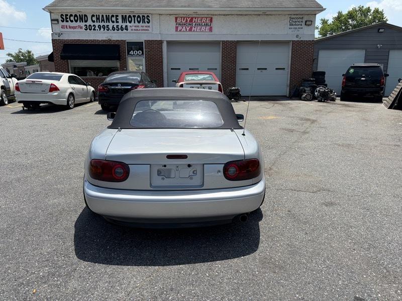 Mazda MX-5 Miata Base 1990