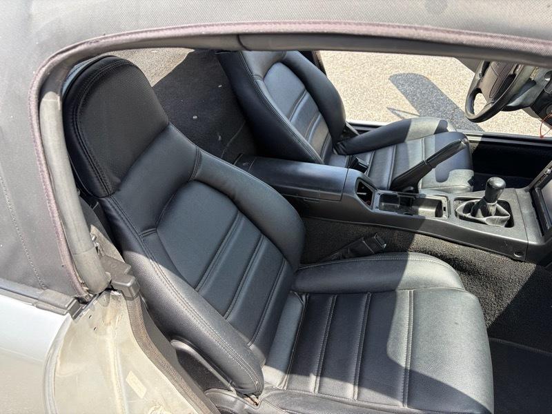 Mazda MX-5 Miata Base 1990