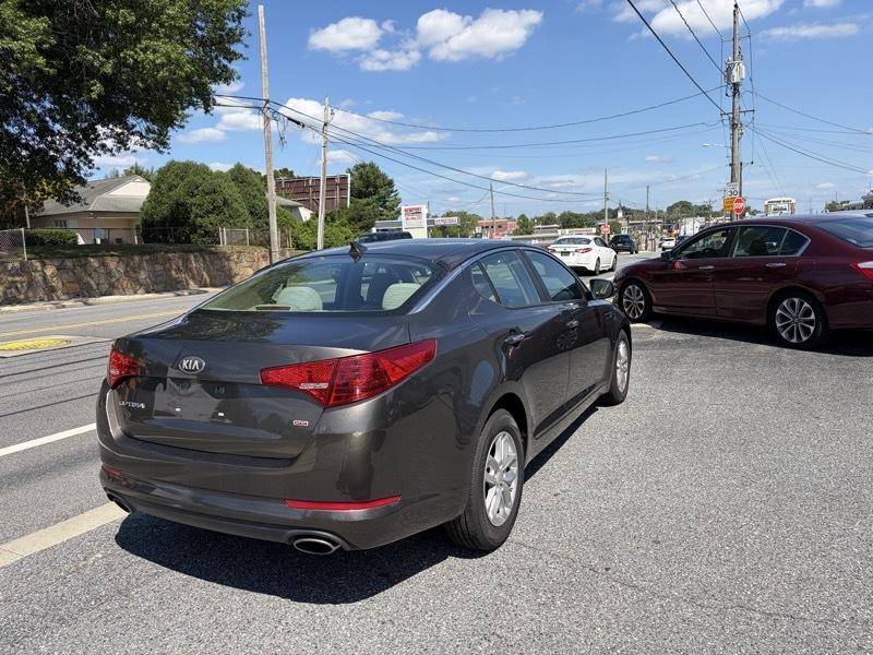 Kia Optima LX 2013